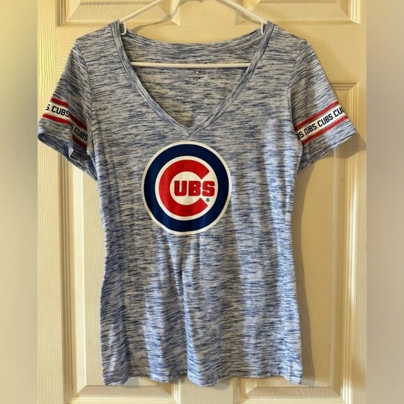 5th & Ocean Tops - Chicago cubs tee